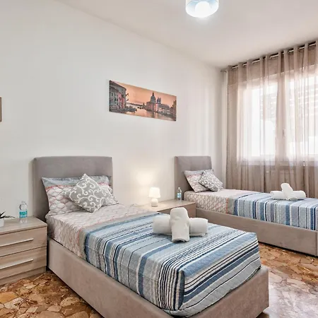 Bd Apartment