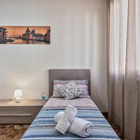 Bd Apartment *