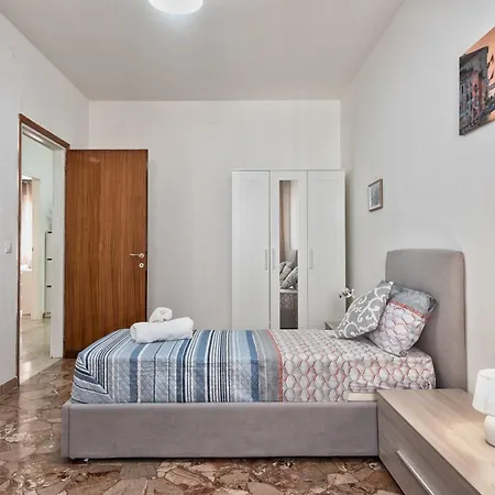 Bd Apartment