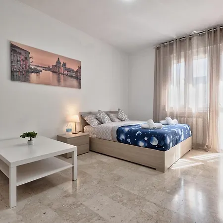 Apartment Bd *